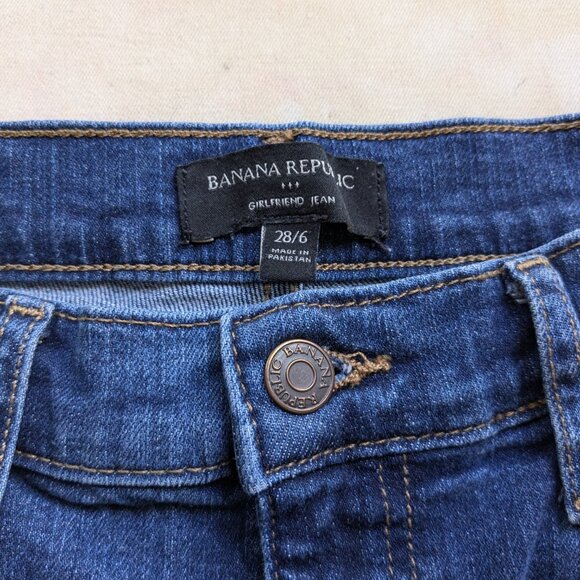 Banana Republic Girlfriend Cut Jeans - Picture 3 of 4